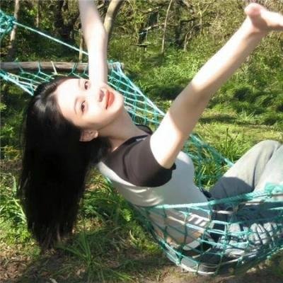 《美丽王国》封面