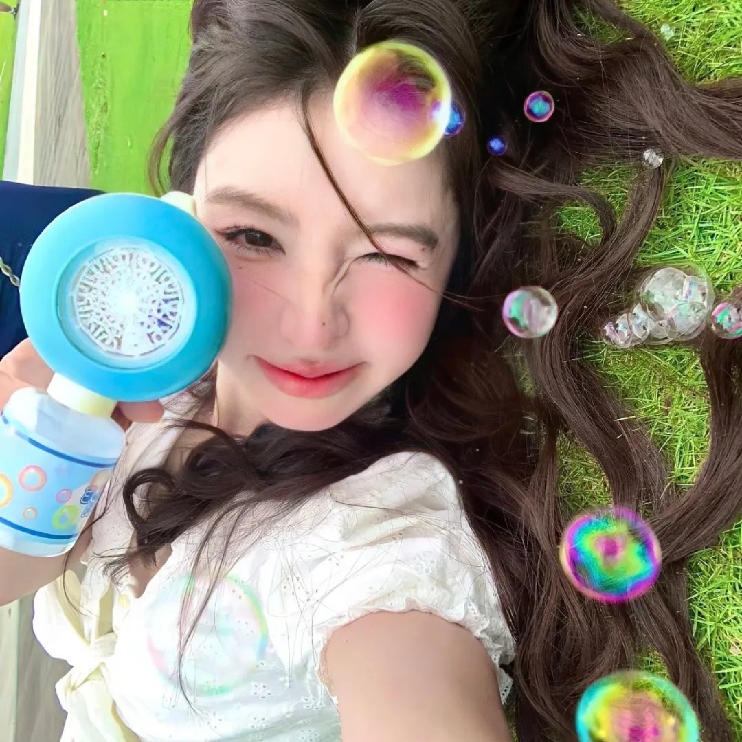 《同谋》海报